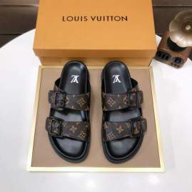 Picture of Louis Vuitton Slippers _SKULVsz38-45hnh0720922